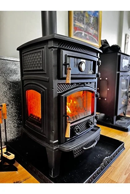 Moskova Yakut Dikey Kuzineli Döküm Soba